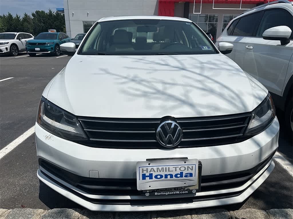 Thumbnail: 2017 Volkswagen Jetta - 2