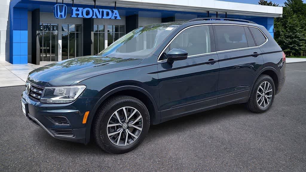 Thumbnail: 2019 Volkswagen Tiguan - 4