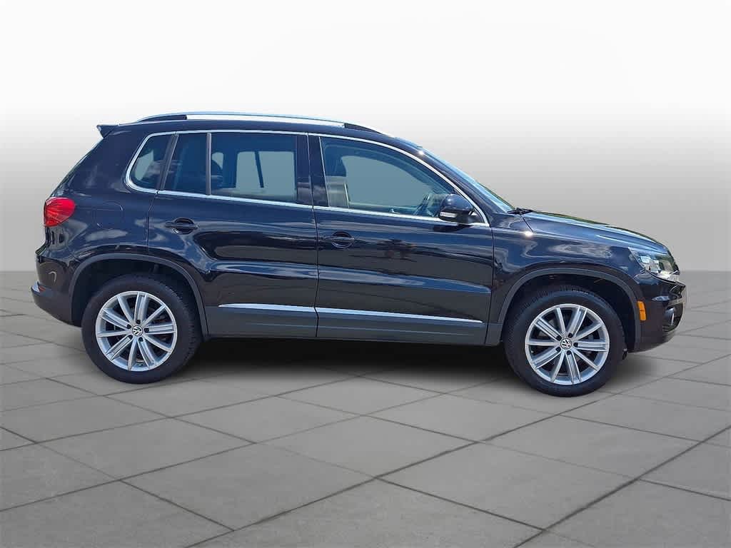 Thumbnail: 2016 Volkswagen Tiguan - 25