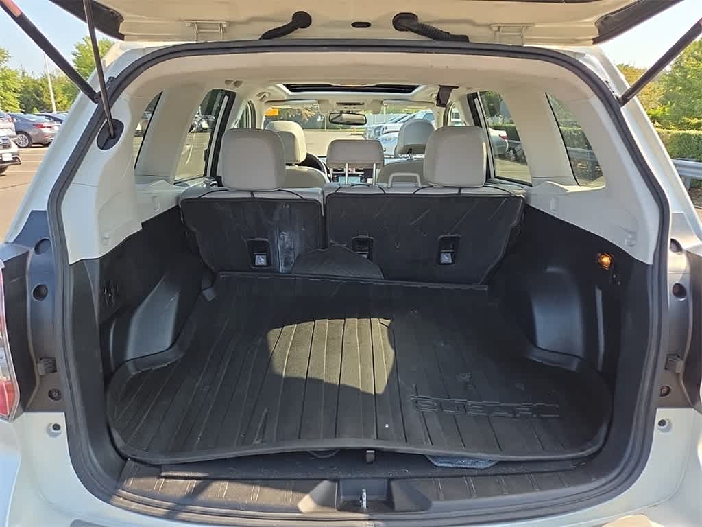 Thumbnail: 2016 Subaru Forester - 10