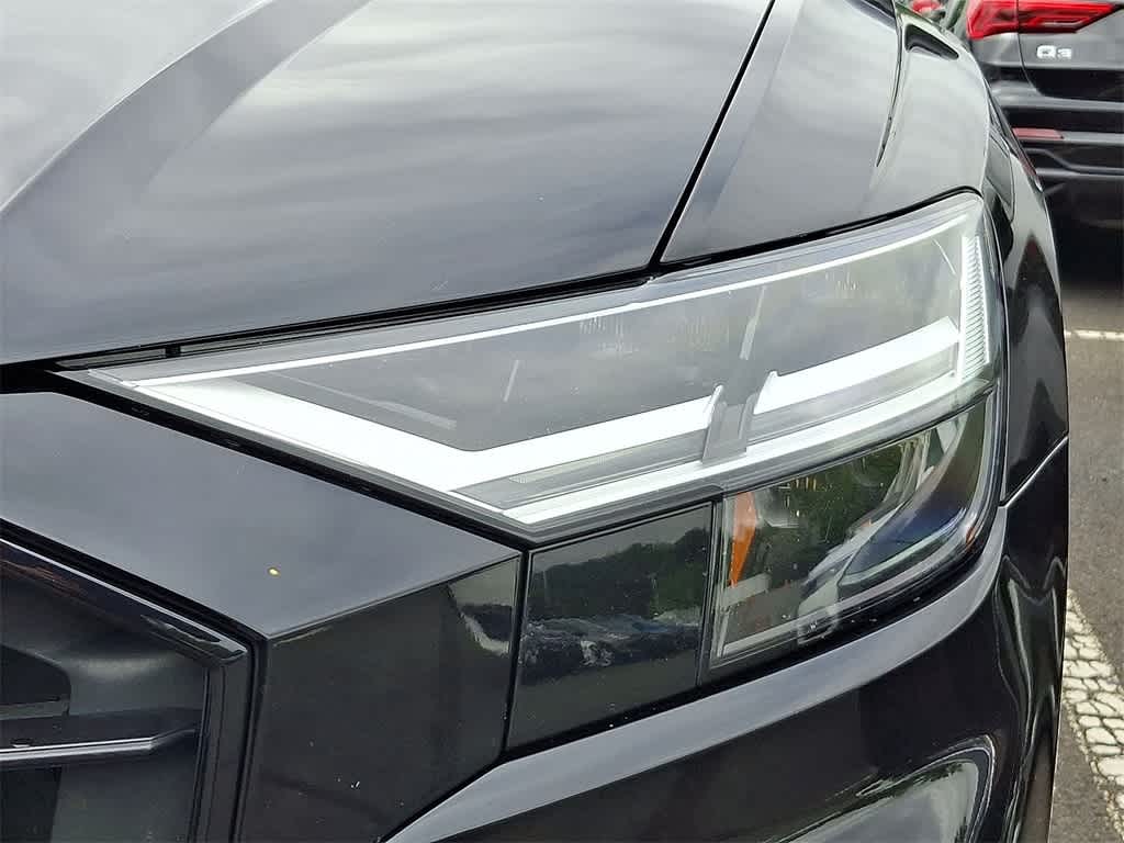 Thumbnail: 2020 Audi Q8 - 27