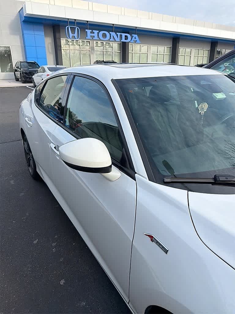 Thumbnail: 2023 Acura Integra - 5