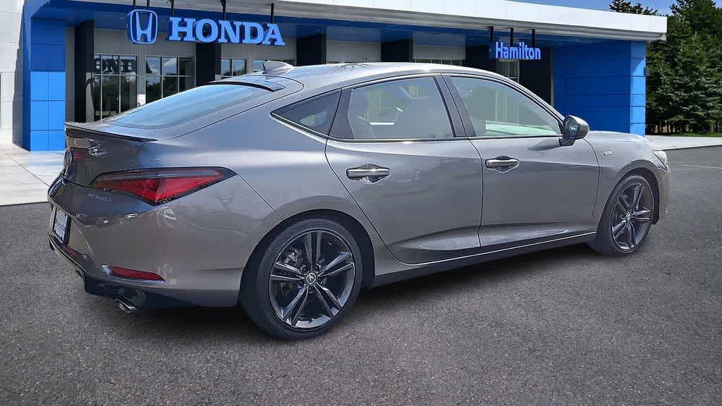 Thumbnail: 2023 Acura Integra - 8