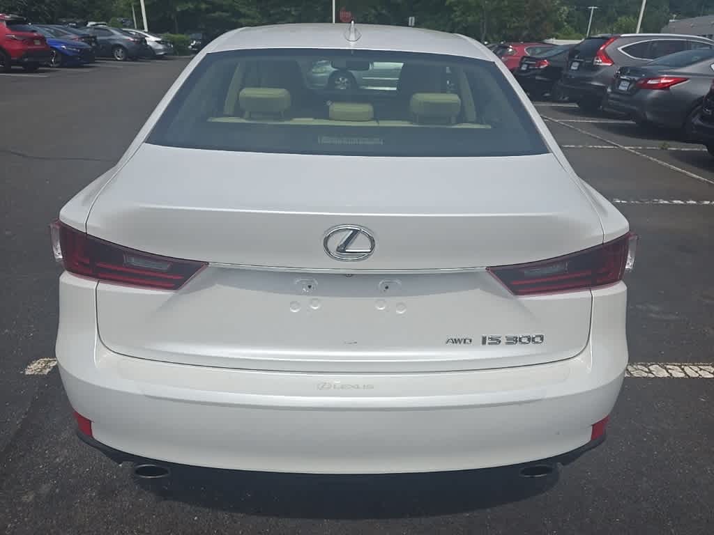 2016 Lexus IS 300 7
