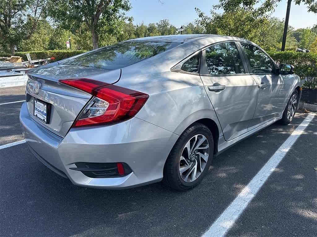 Thumbnail: 2016 Honda Civic - 4