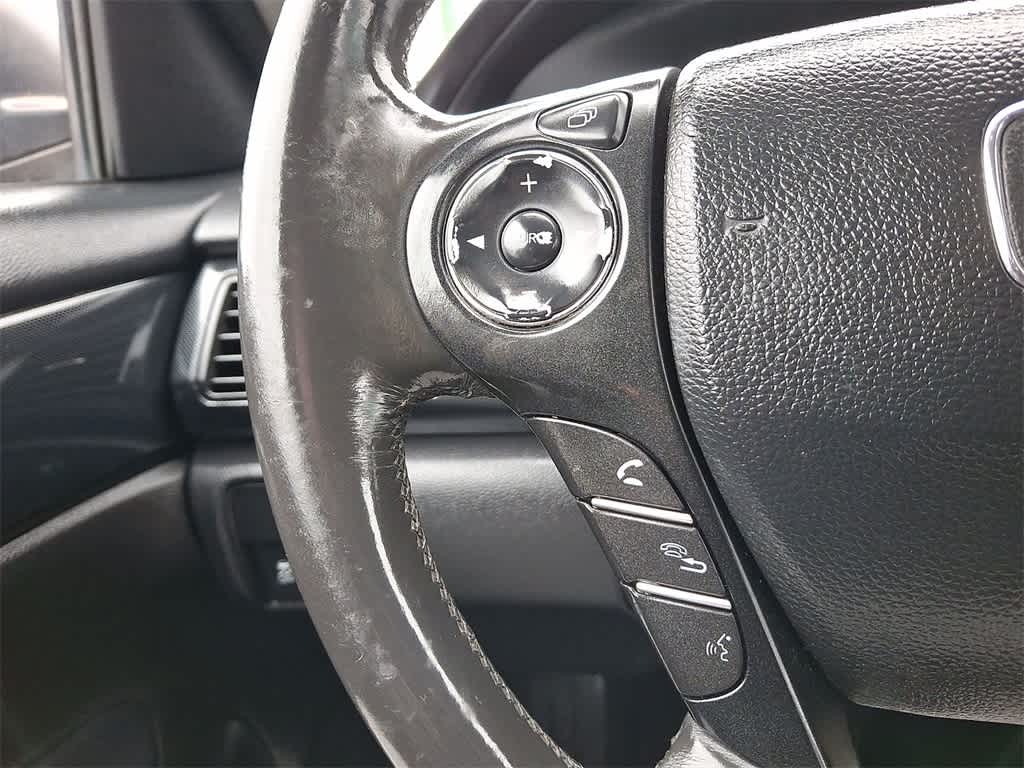 Thumbnail: 2013 Honda Accord - 17