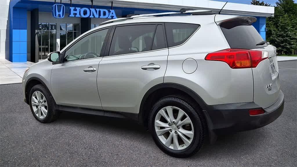 Thumbnail: 2015 Toyota RAV4 - 6