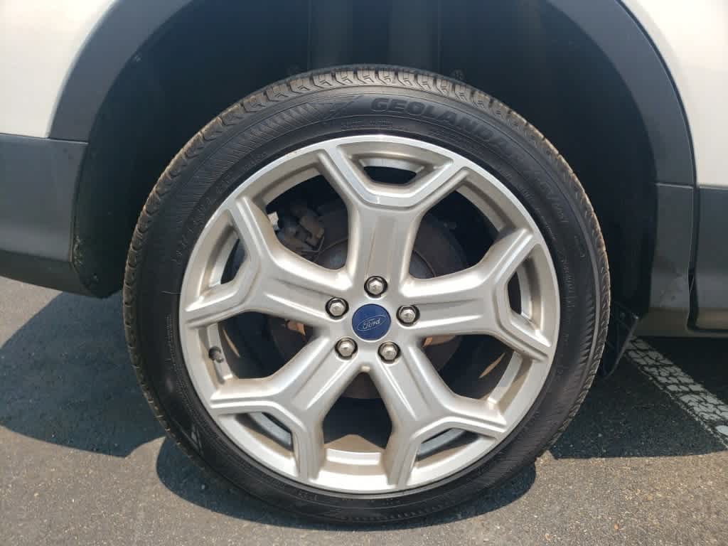 2019 Ford Escape Titanium 12