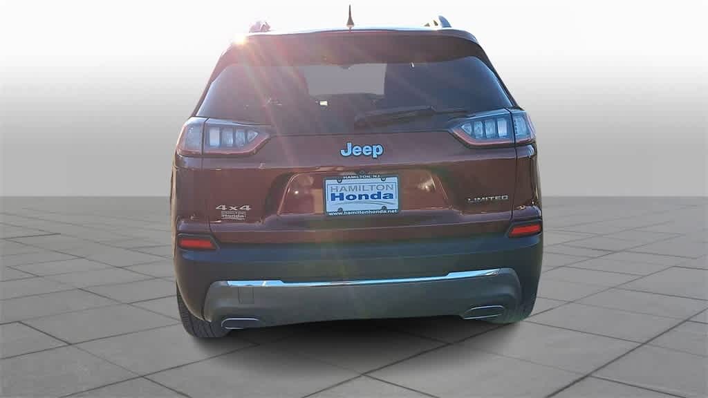 Thumbnail: 2019 Jeep Cherokee - 7