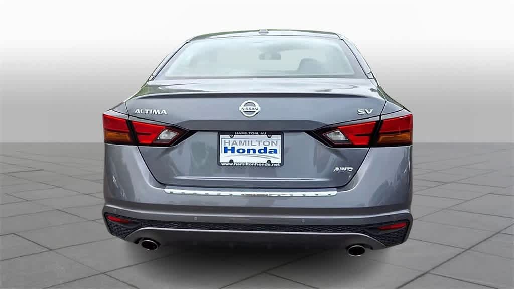 Thumbnail: 2020 Nissan Altima - 7