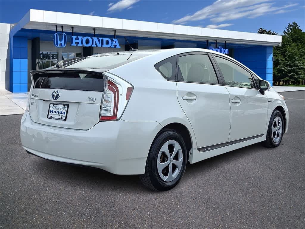 Thumbnail: 2015 Toyota Prius - 24