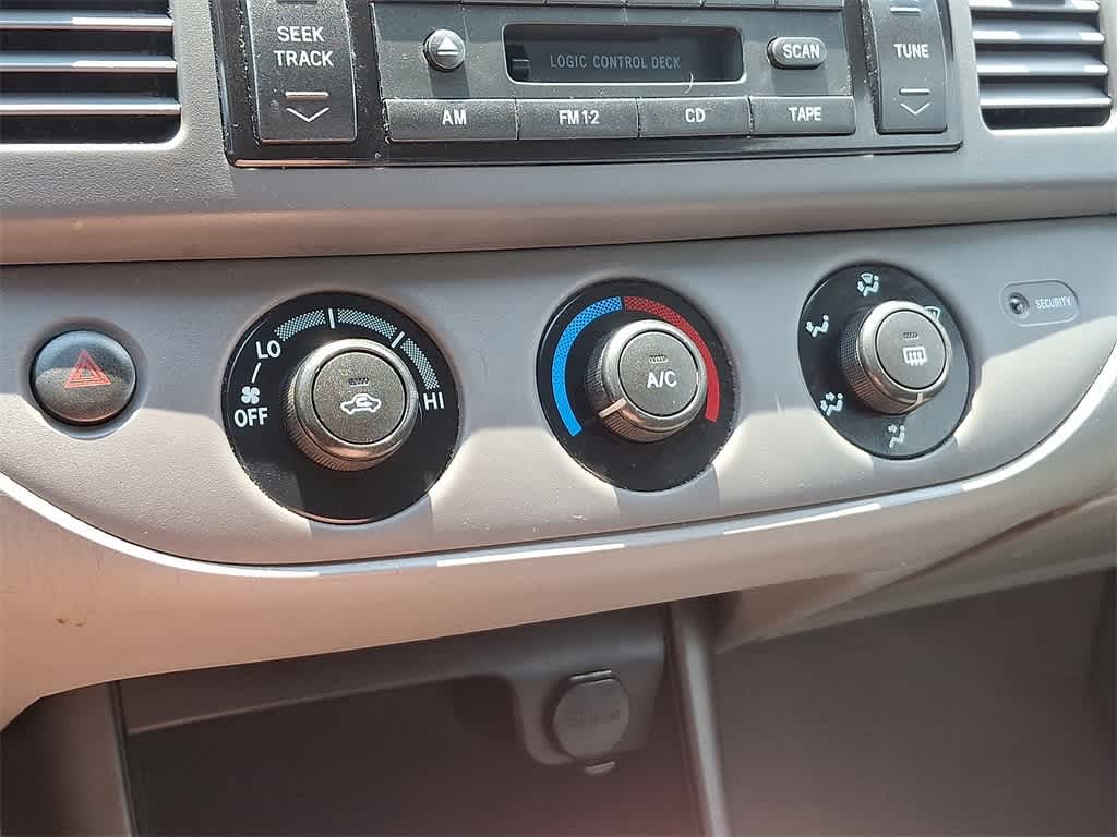 Thumbnail: 2002 Toyota Camry - 11