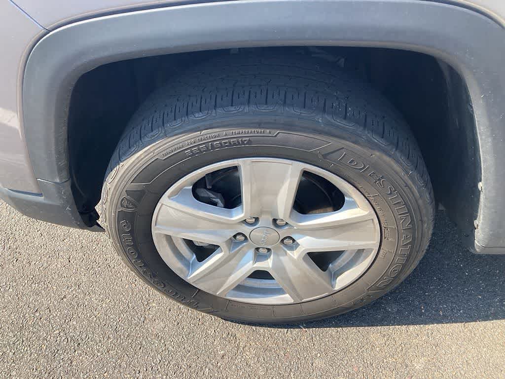 Thumbnail: 2022 Jeep Compass - 12