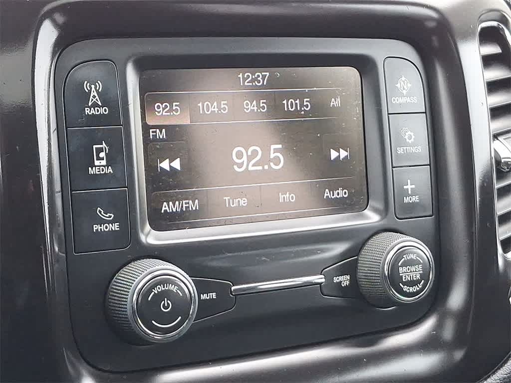 Thumbnail: 2018 Jeep Compass - 14