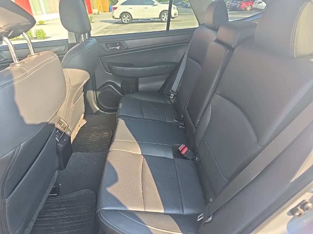 2016 Subaru Outback 2.5i Limited 7