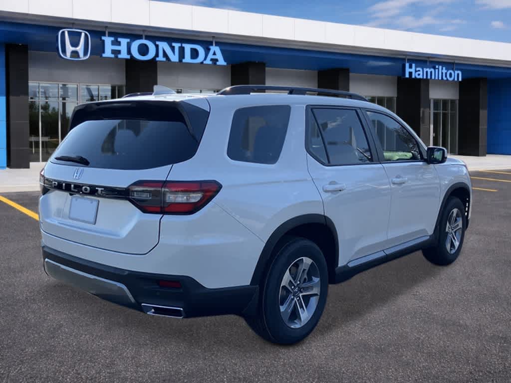 Thumbnail: 2026 Honda Pilot - 5