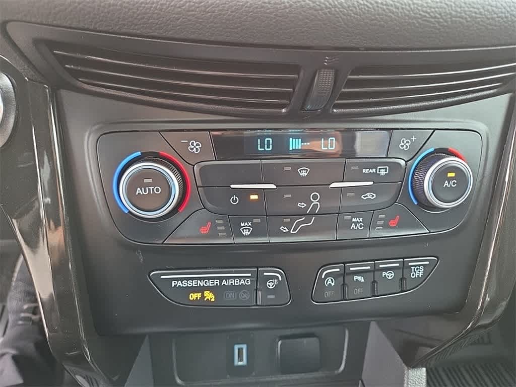 Thumbnail: 2019 Ford Escape - 19