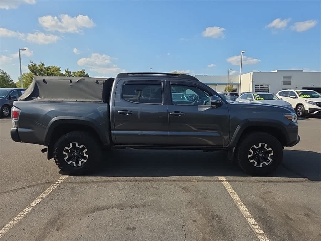 Thumbnail: 2022 Toyota Tacoma - 4