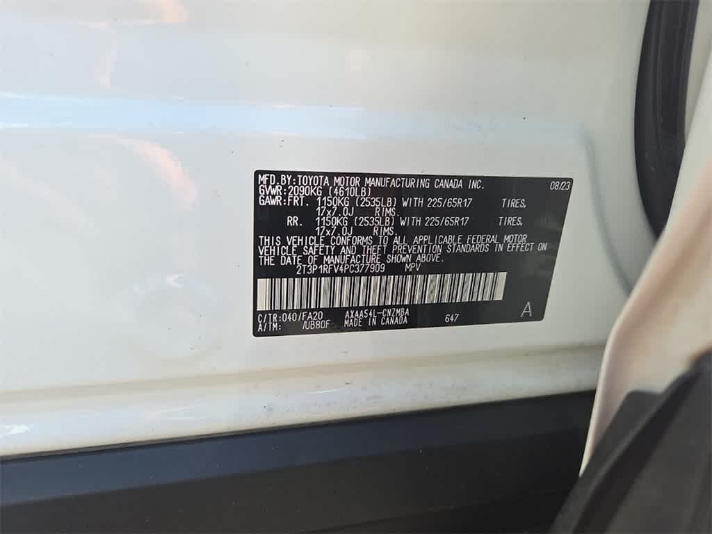 Thumbnail: 2023 Toyota RAV4 - 20