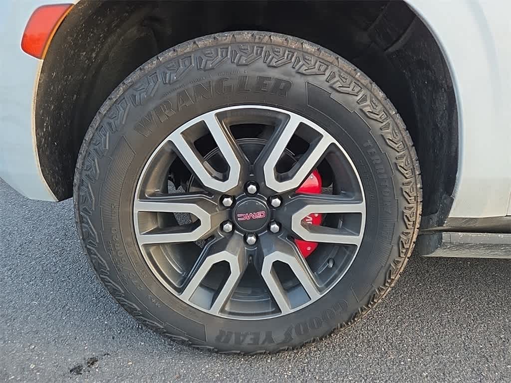 Thumbnail: 2022 GMC Yukon - 10