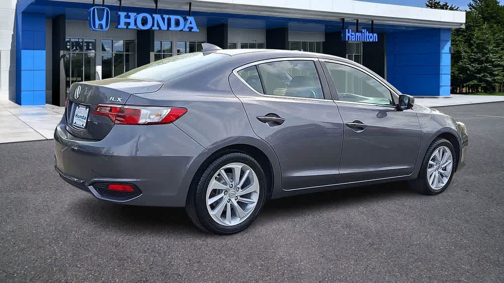 Thumbnail: 2017 Acura ILX - 8