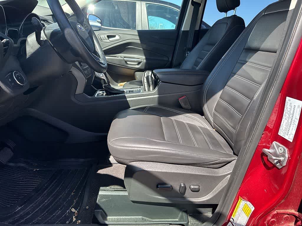 Thumbnail: 2019 Ford Escape - 9