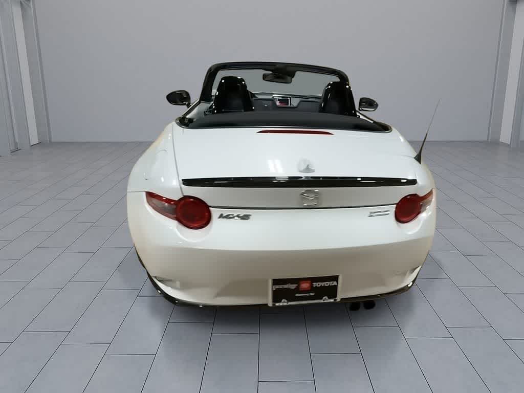 Thumbnail: 2017 Mazda MX-5 Miata - 7