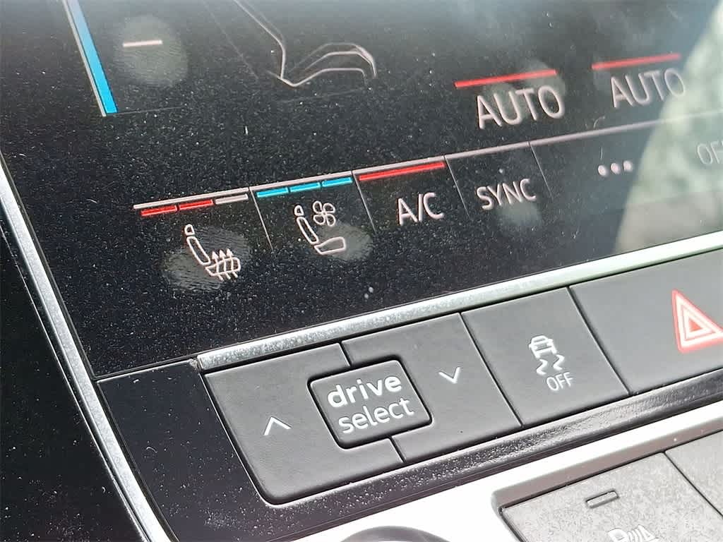 Thumbnail: 2020 Audi Q8 - 19
