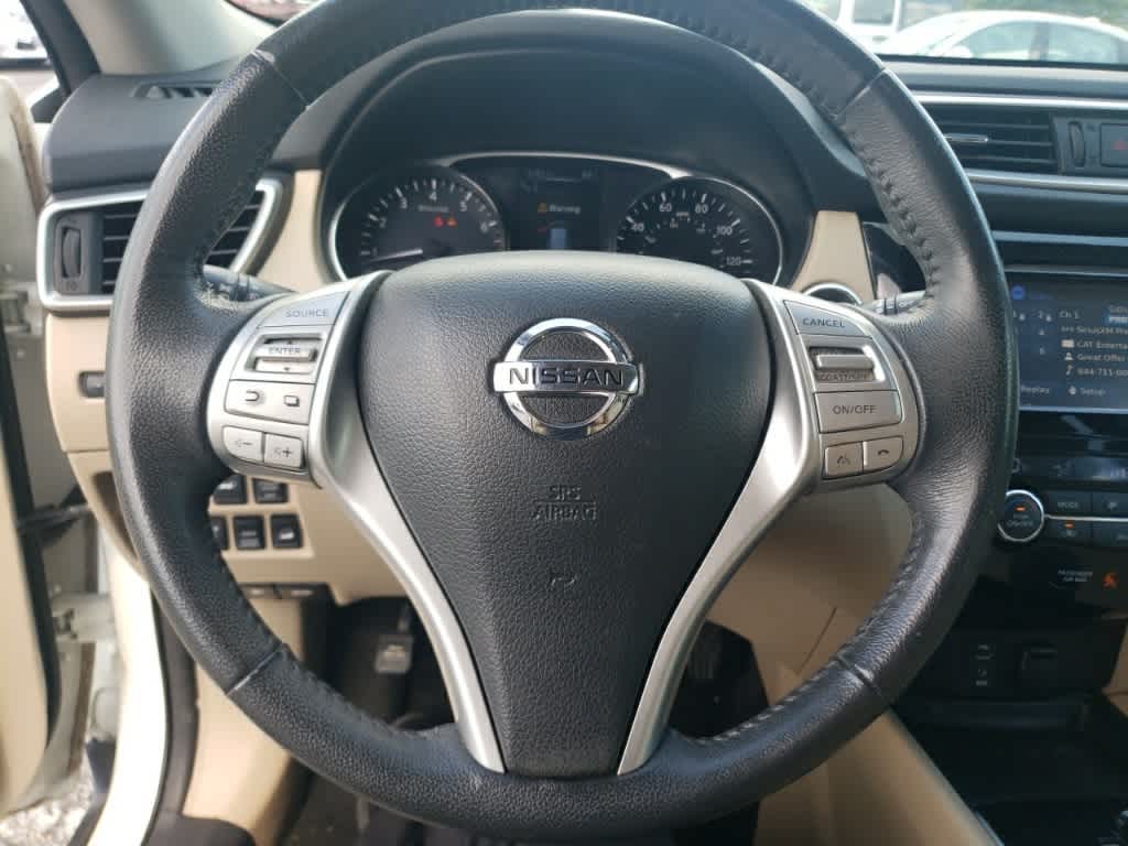 Thumbnail: 2016 Nissan Rogue - 12
