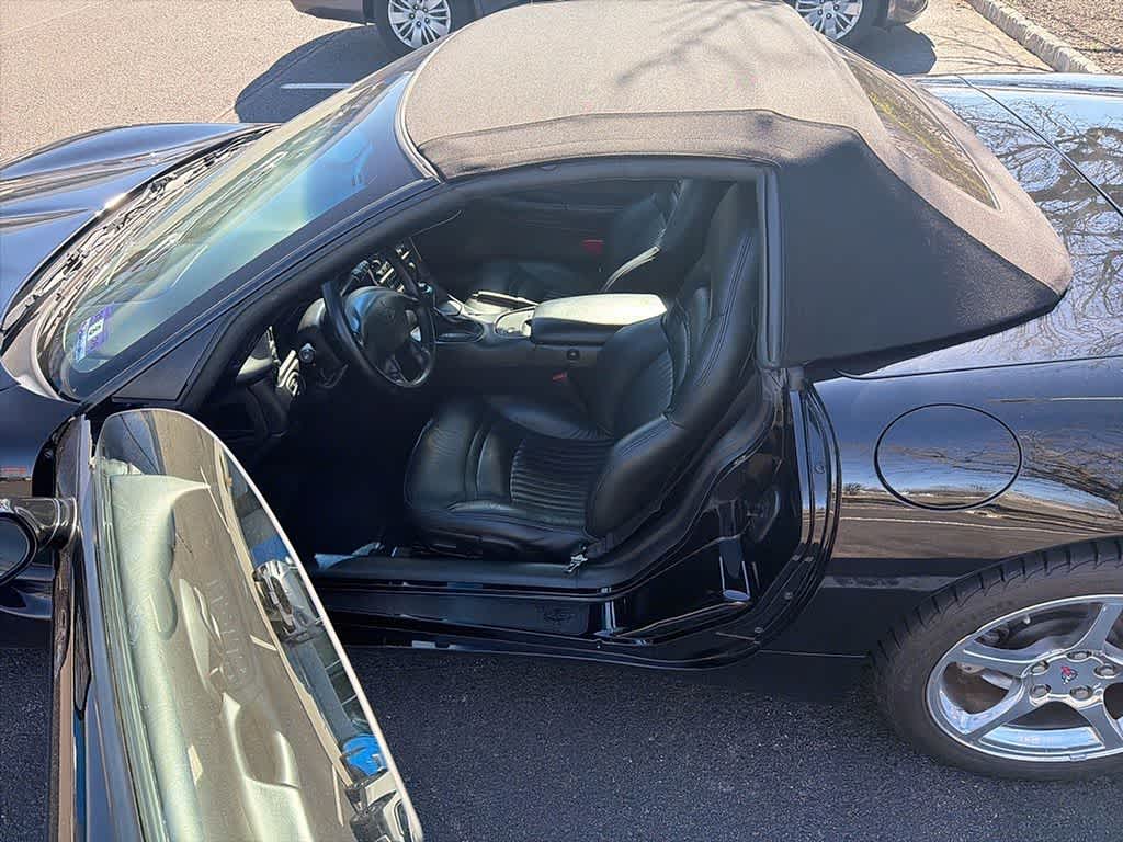 Thumbnail: 2002 Chevrolet Corvette - 11