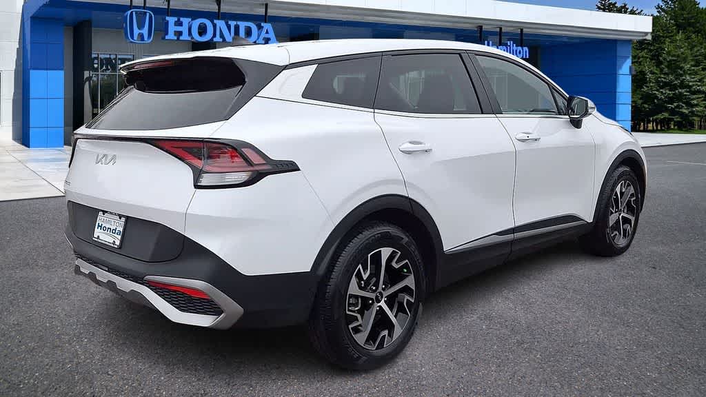 Thumbnail: 2023 Kia Sportage - 8