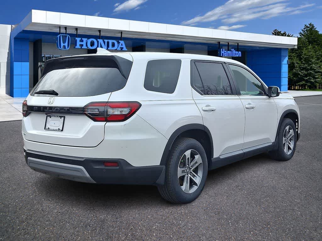 Thumbnail: 2023 Honda Pilot - 24
