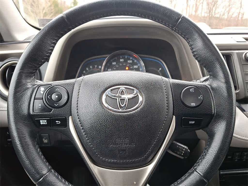 Thumbnail: 2015 Toyota RAV4 - 16