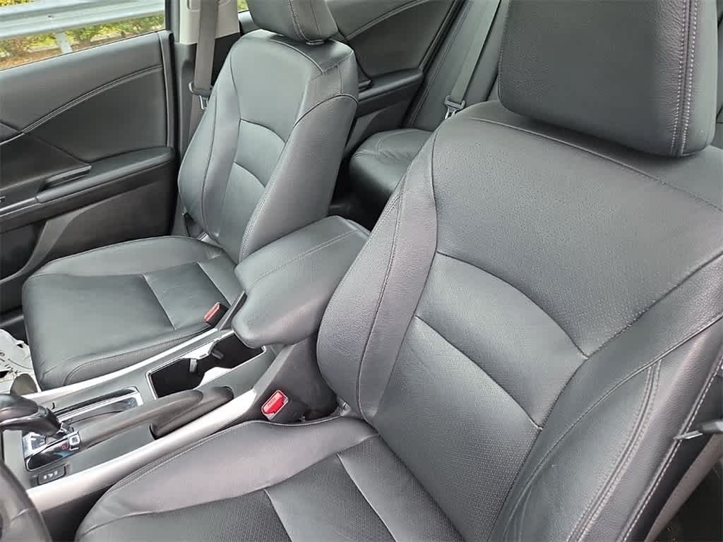 Thumbnail: 2013 Honda Accord - 12