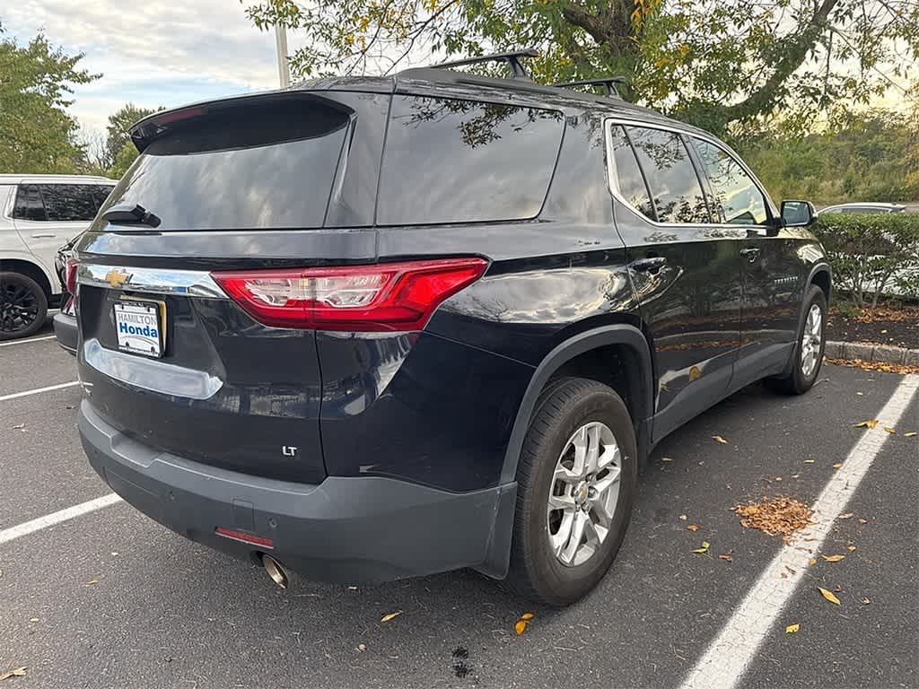 Thumbnail: 2020 Chevrolet Traverse - 4