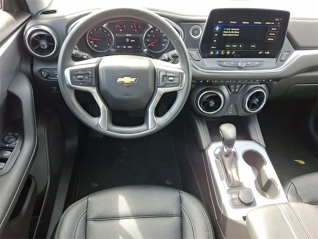 Thumbnail: 2025 Chevrolet Blazer - 21
