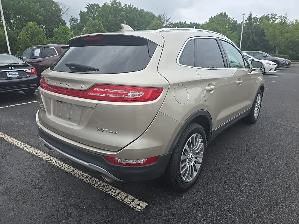 Thumbnail: 2017 Lincoln MKC - 4
