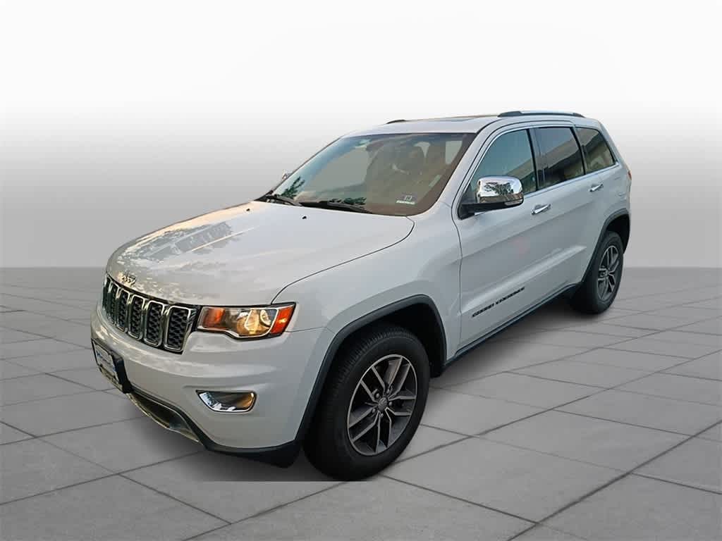 Thumbnail: 2017 Jeep Grand Cherokee - 1