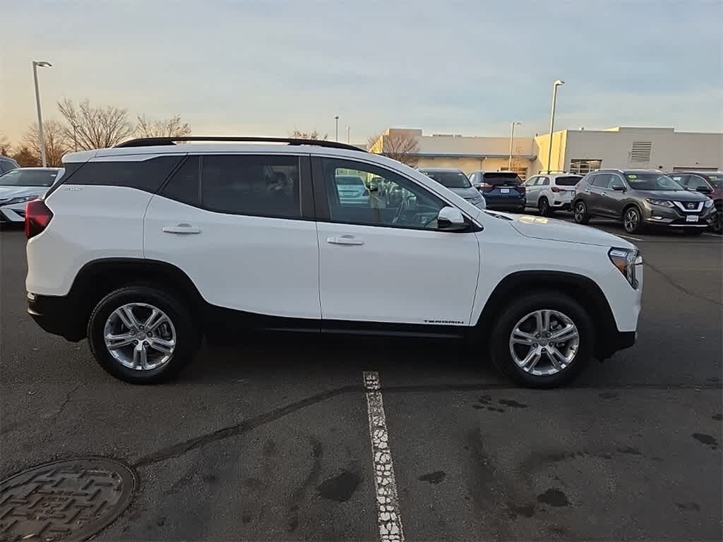 Used 2022 GMC Terrain SLE SUV