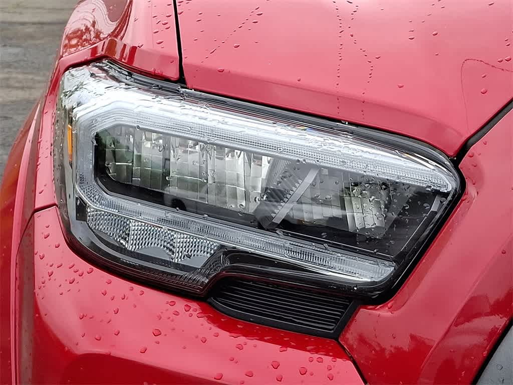 2021 Toyota Tacoma TRD Sport 27