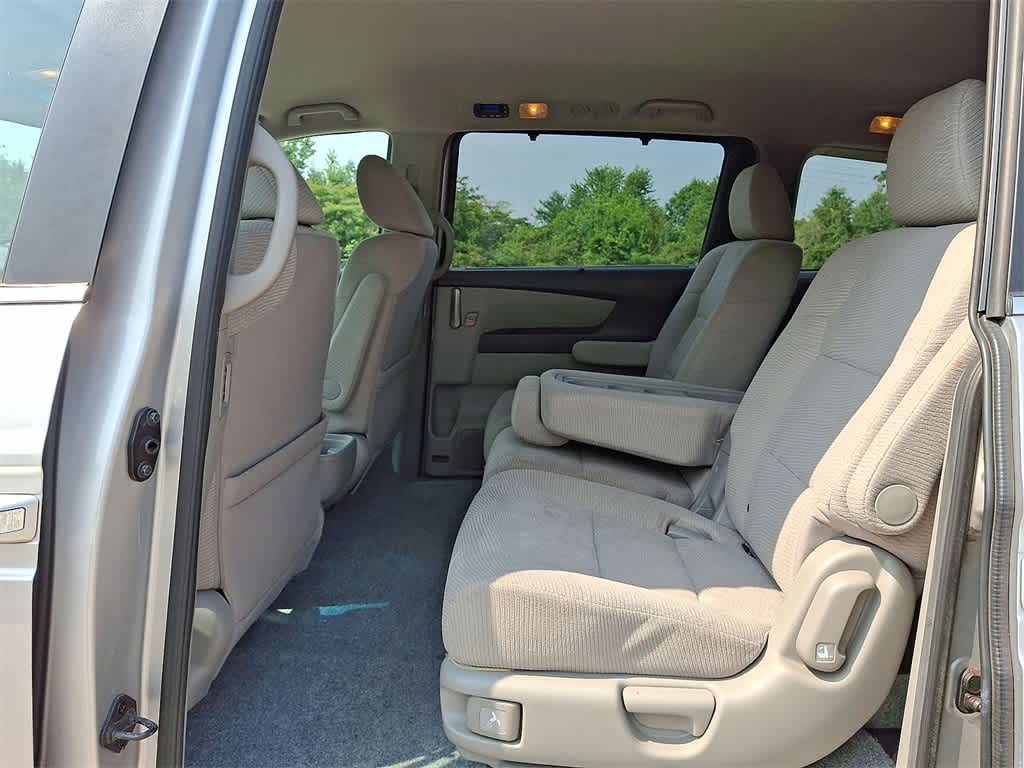 Thumbnail: 2012 Honda Odyssey - 20