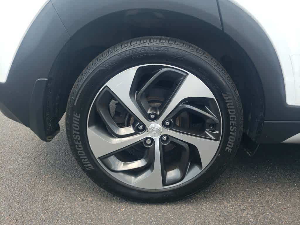Thumbnail: 2017 Hyundai Tucson - 12