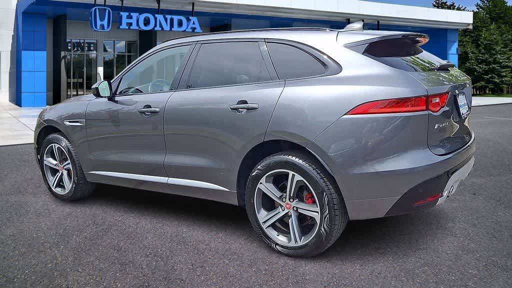 Thumbnail: 2019 Jaguar F-Pace - 6