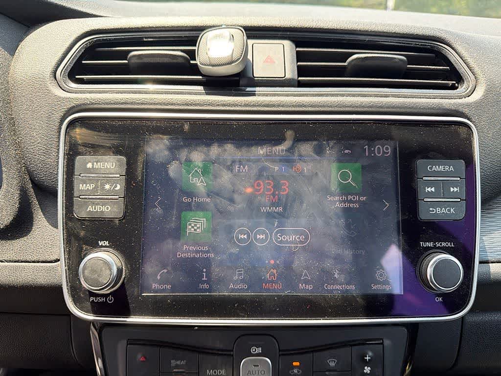 Thumbnail: 2019 Nissan Leaf - 17