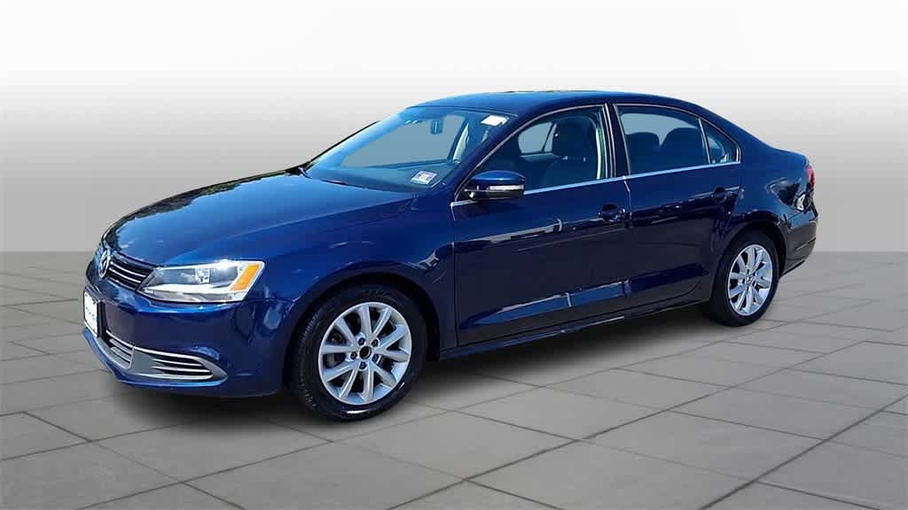 Thumbnail: 2014 Volkswagen Jetta - 4