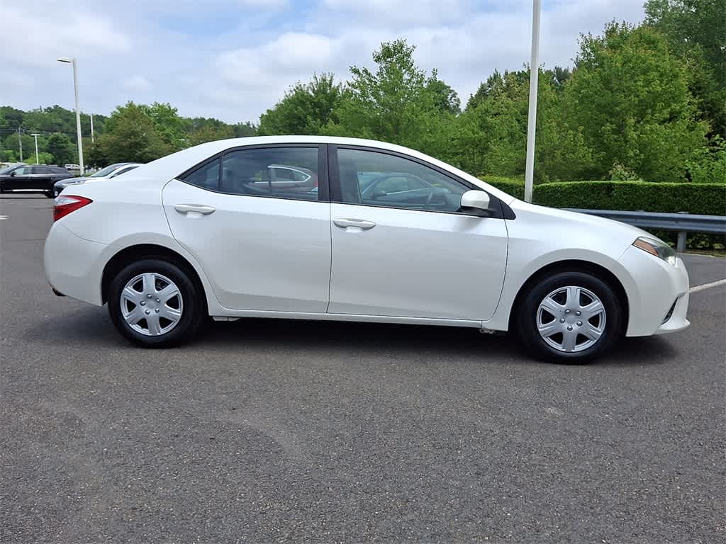 Thumbnail: 2015 Toyota Corolla - 17
