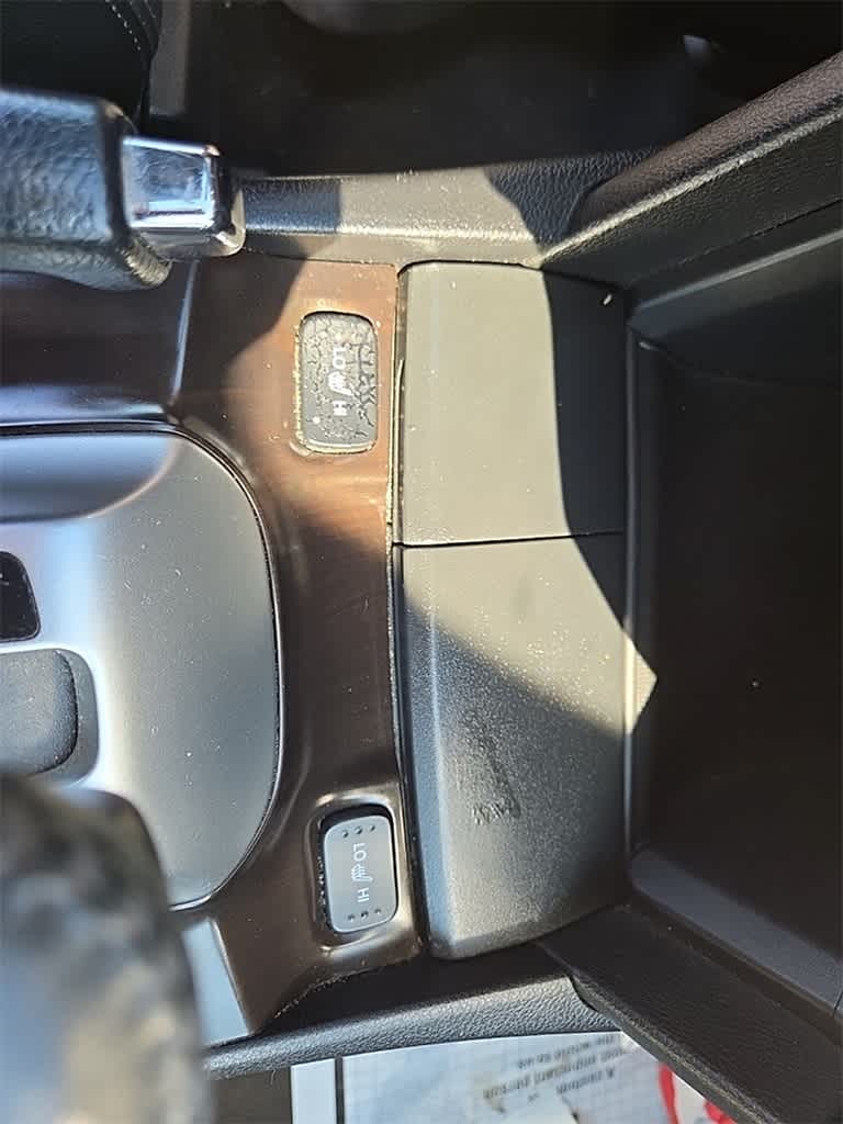 Thumbnail: 2015 Honda Crosstour - 19