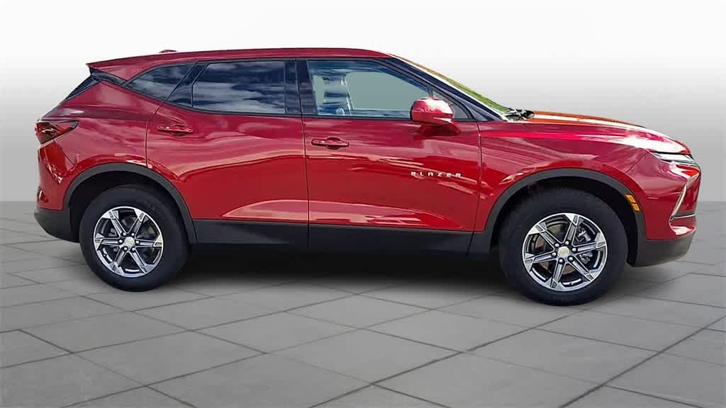 Thumbnail: 2025 Chevrolet Blazer - 9
