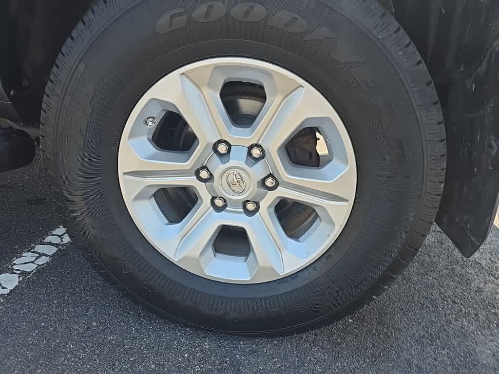 2015 Toyota 4Runner SR5 9