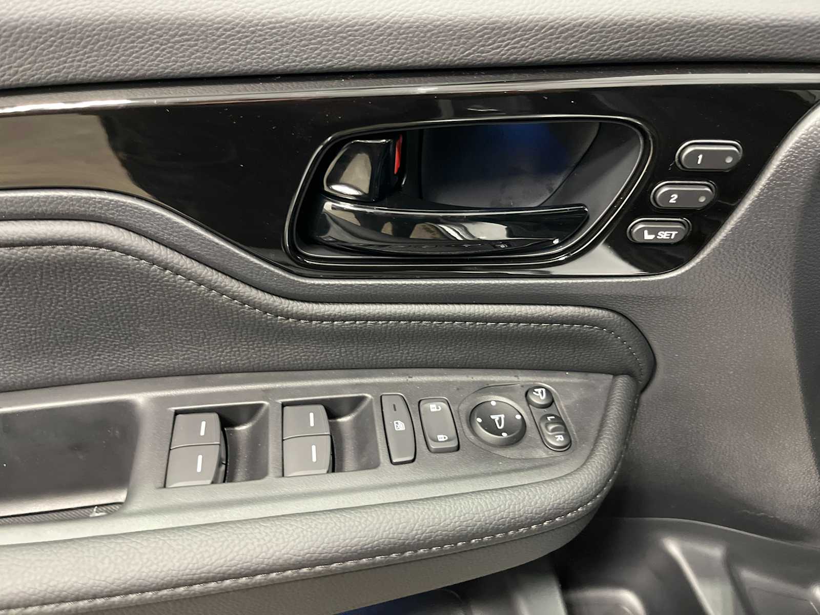 Thumbnail: 2026 Honda Odyssey - 13